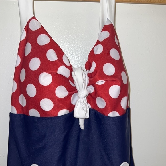 Small One Piece Bathing  Suit‎ - Picture 6 of 9